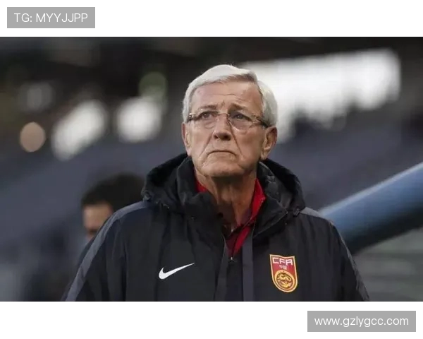 保罗·斯科尔斯：从曼联传奇到英格兰中场大师的独特足坛旅程