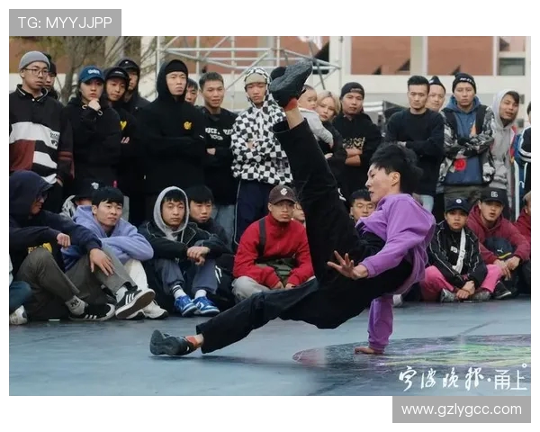 南京攀岩队在世界街舞大赛中的精彩表现与比赛经验总结 南京攀岩队在世界街舞大赛中的精彩表现与比赛经验总结