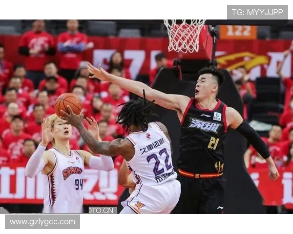 上海久事迎战深圳马可波罗 争夺季后赛席位的关键之战 上海久事迎战深圳马可波罗 争夺季后赛席位的关键之战