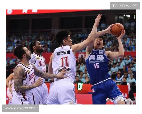 余嘉豪的成长之路与未来展望：从青涩少年到篮球新星的蜕变与奋斗